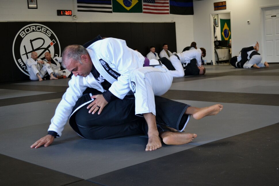 Cops Are Turning to Jiujitsu to Curb Harmful Force, Boost Mental and Physical Health